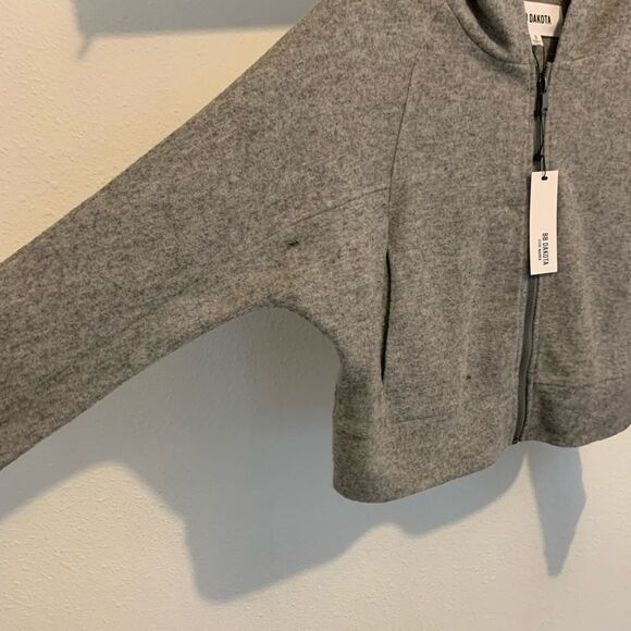 BB Dakota Hoodie Mini Sweater in Grey NWT - Picture 3 of 4